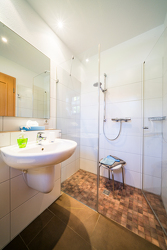 Gäste WC mit Dusche